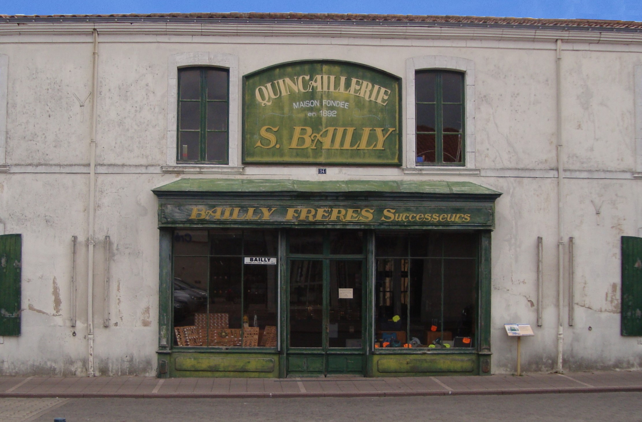 Vue du magasin Bailly-Quaireau Challans - Magasin historique (Vendée)